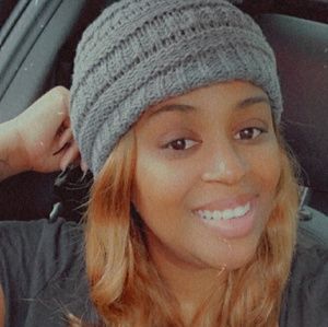 Meet your Posher, Danielle